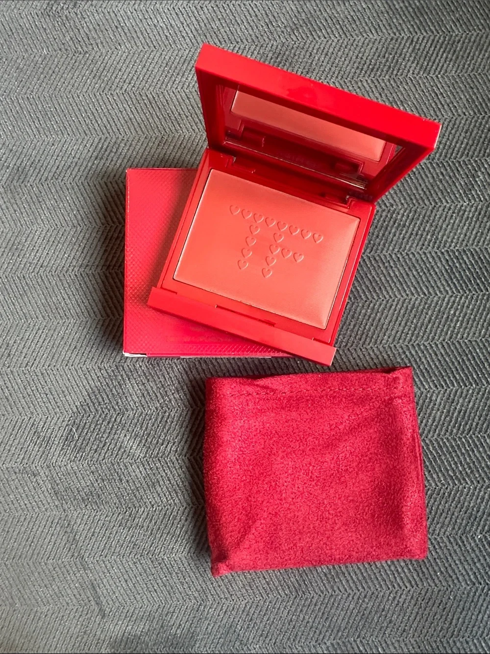 TOM FORD Cream Blush Compact in 01 First Blush